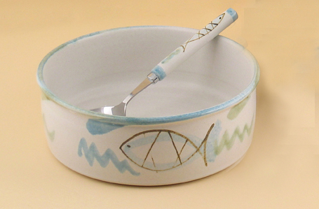 SERVING DISH AND SPOON